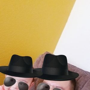 Meet your Posher, Veronica